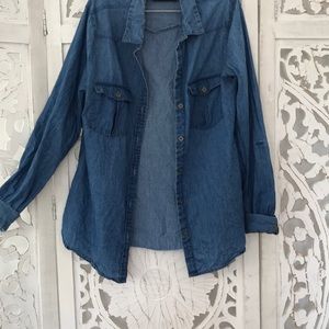 🌸FLASH SALE🌟 Jean Button Up